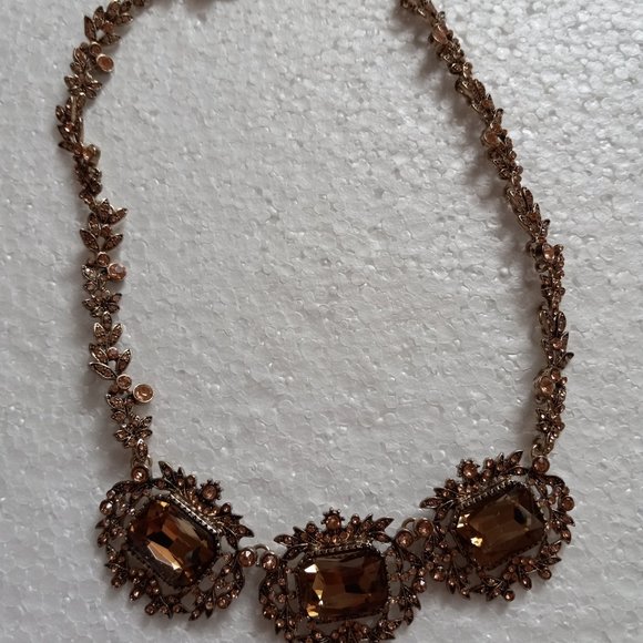 Rosey Champagne Necklace - Picture 2 of 2